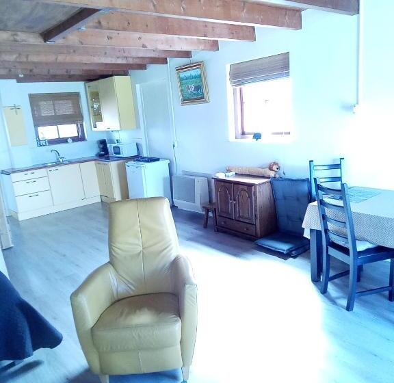 مبيت وإفطار De Indiaan