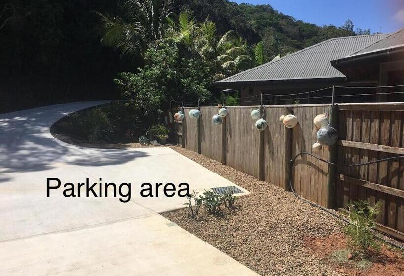 بنسيون Riva La Vista Cooktown