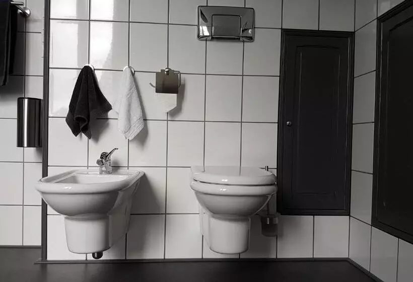 Aamiaismajoitus (B&B) Anno 1919