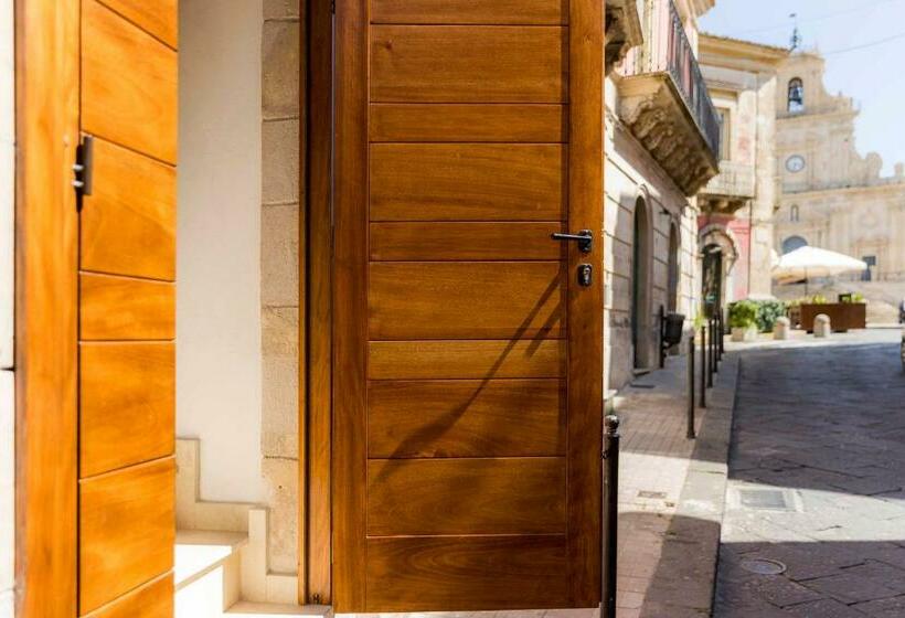 مبيت وإفطار Il Galletto Viola, Luxury Room & Suite