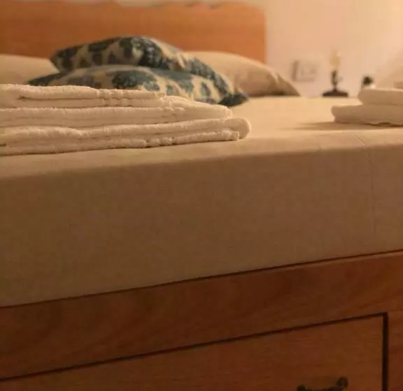 Aamiaismajoitus (B&B) Il Galletto Viola, Luxury Room & Suite