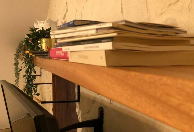 مبيت وإفطار Il Galletto Viola, Luxury Room & Suite