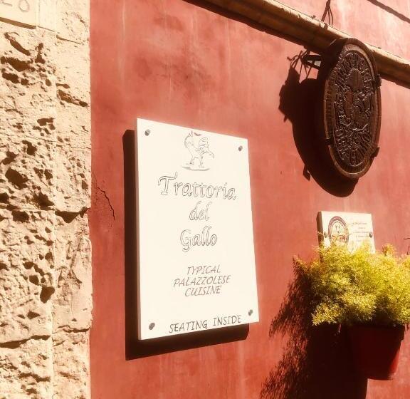 مبيت وإفطار Il Galletto Viola, Luxury Room & Suite