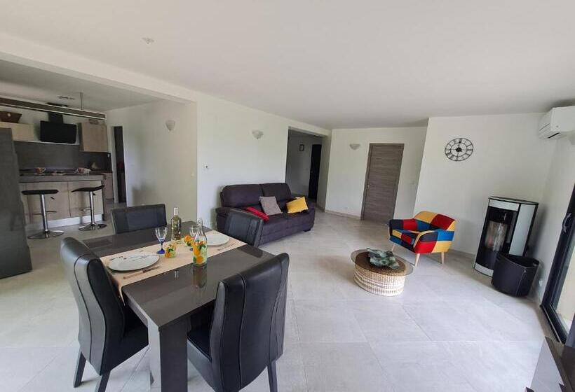 مبيت وإفطار Mas Des Fugueyrolles