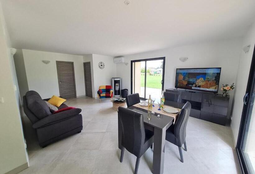 مبيت وإفطار Mas Des Fugueyrolles