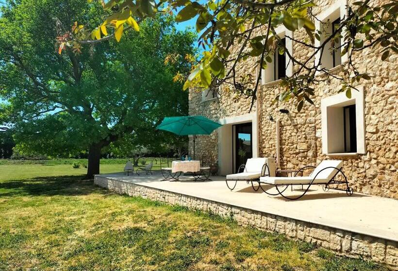 مبيت وإفطار Mas Des Fugueyrolles