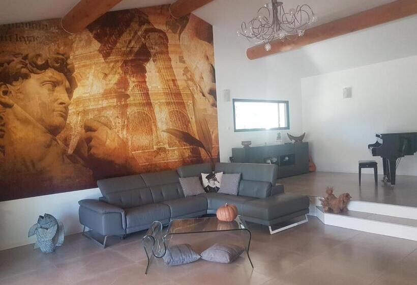 مبيت وإفطار Mas Des Fugueyrolles