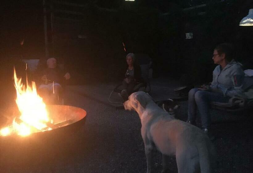 Bed and Breakfast Naturforsthaus Eddas Zimmer Für Hunde Und Naturverbundene Menschen