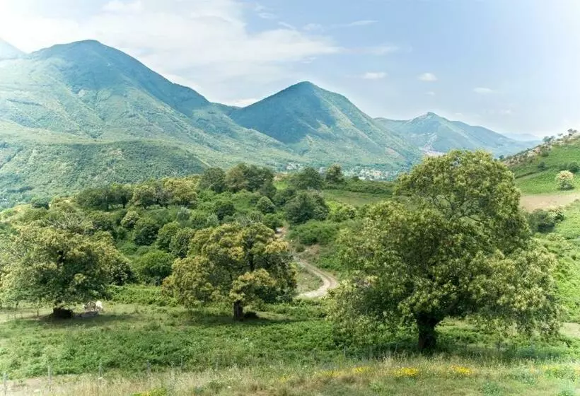Hotelli Agriturismo La Foresta