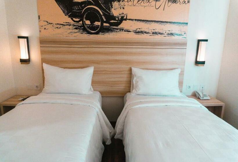 Отель Cordela Inn Millennium Medan