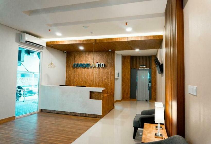 Отель Cordela Inn Millennium Medan