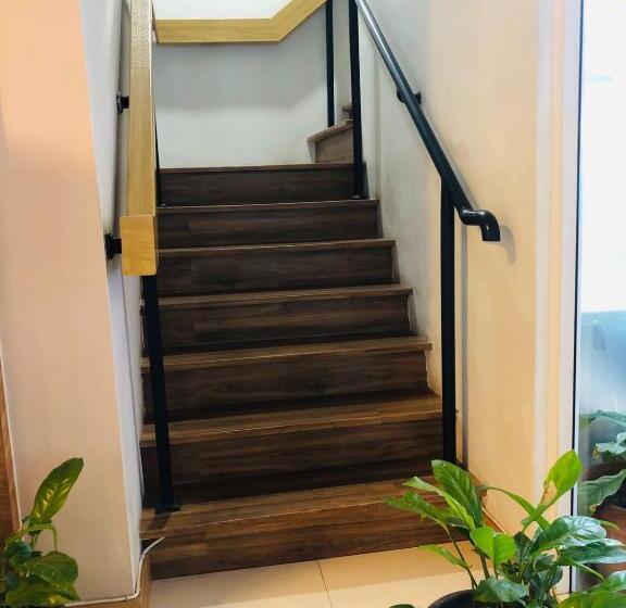 Отель Cordela Inn Millennium Medan