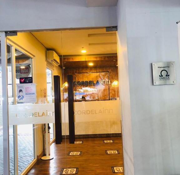 Отель Cordela Inn Millennium Medan