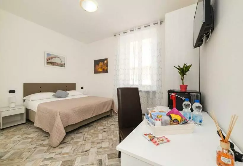 ペンション Bell Albenga