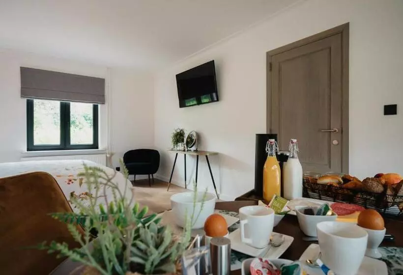 ベッドアンドブレックファースト T Wilgenhuys