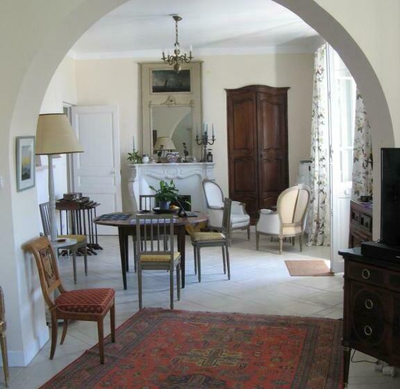 مبيت وإفطار Cottage Massanet