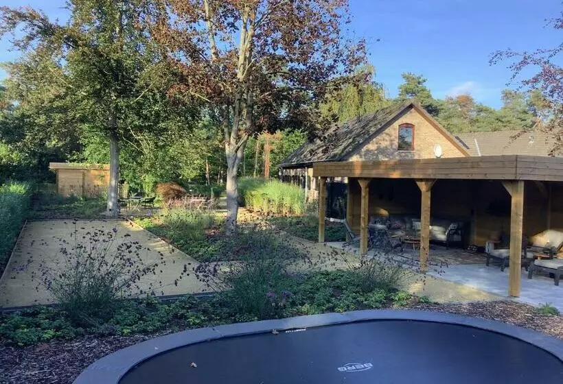 ベッドアンドブレックファースト T Wilgenhuys