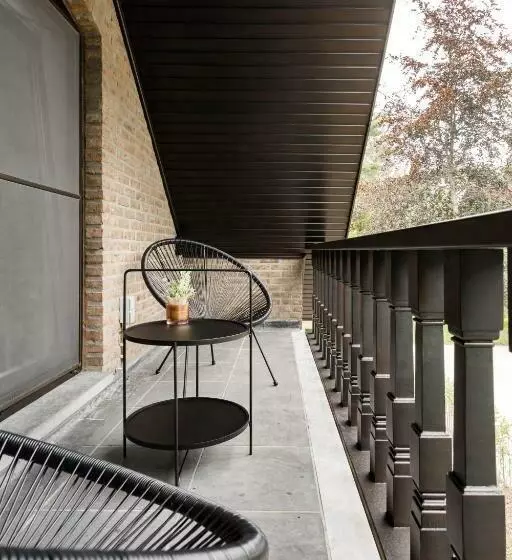 ベッドアンドブレックファースト T Wilgenhuys