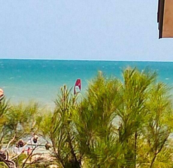 פנסיון Casa De Nella