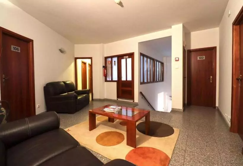 پانسیون Dolce Vianna   City Centre Rooms