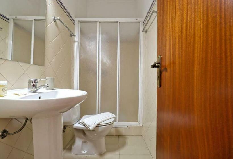 پانسیون Dolce Vianna City Centre Rooms