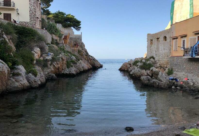 Пансион Seacily Rooms