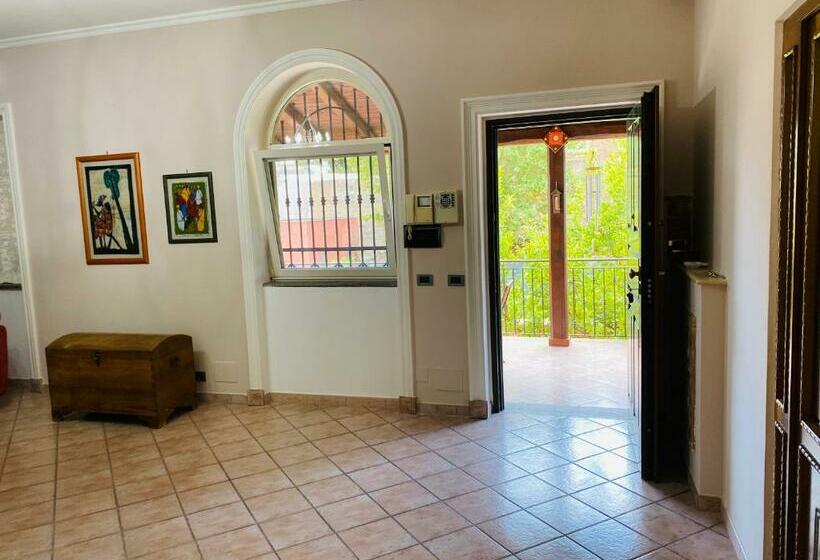 Пансион Villa Mariposa