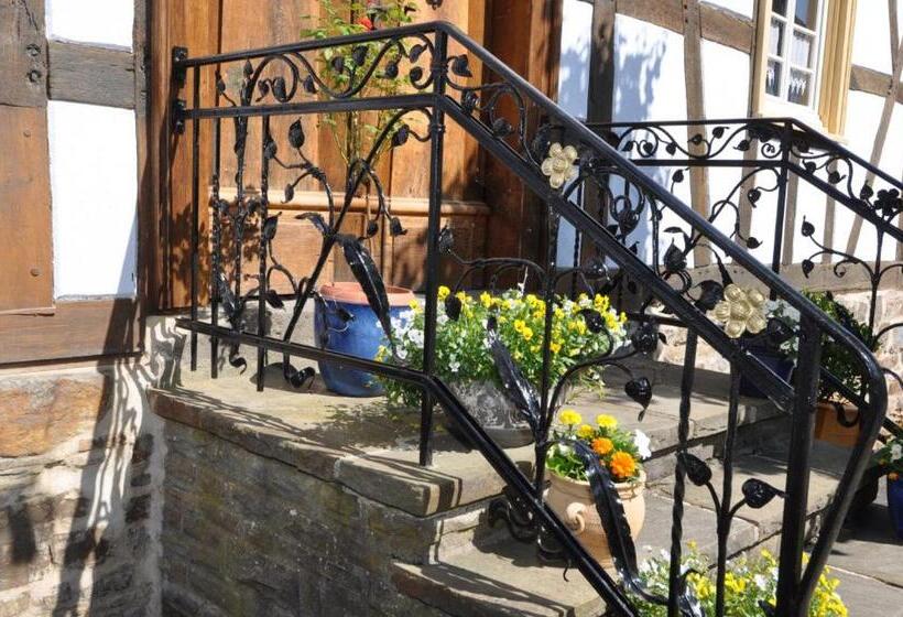 ベッドアンドブレックファースト Anno 1772