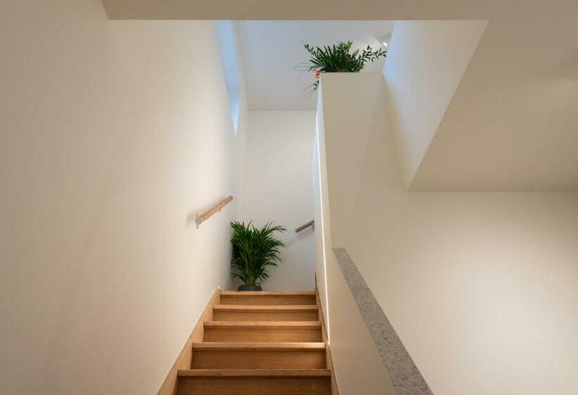 تختخواب و صبحانه Gepetto S Beautiful Stay In The Historic Centre Of Ghent