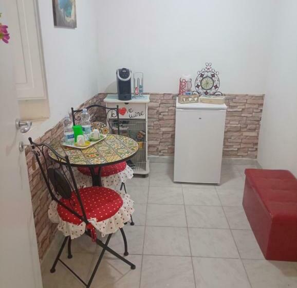 住宿加早餐  I Colori Di Iglesias