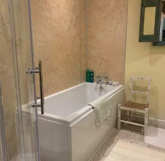 ベッドアンドブレックファースト The Old Deer House