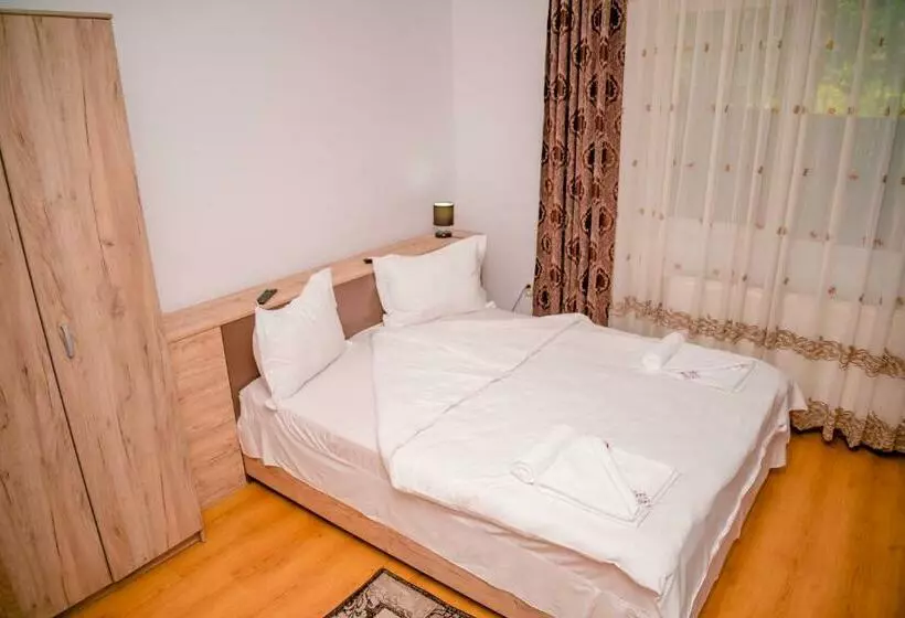 Pensiunea Happy Flowers