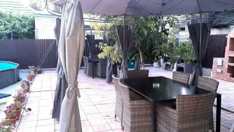 Pensiunea Happy Flowers