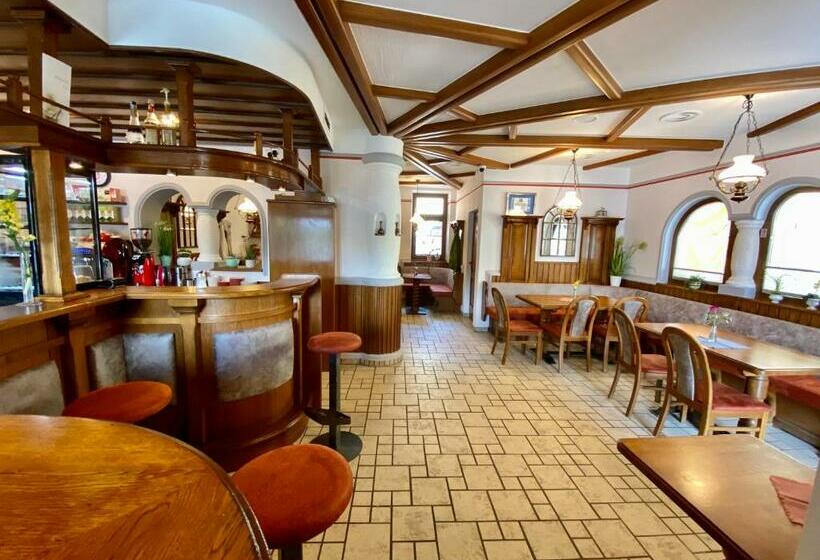 旅馆 Pension Pöchhacker