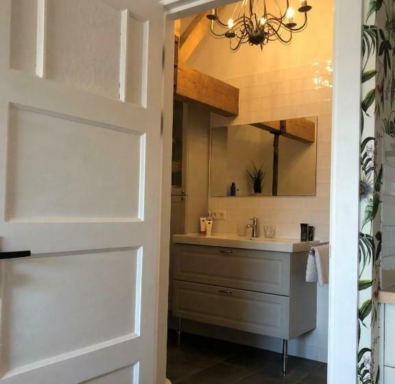 Bed and Breakfast Bed & Brood De Vogelpoel