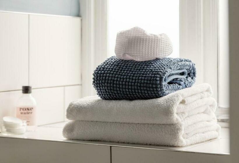 مبيت وإفطار Old Hall Croft Barn