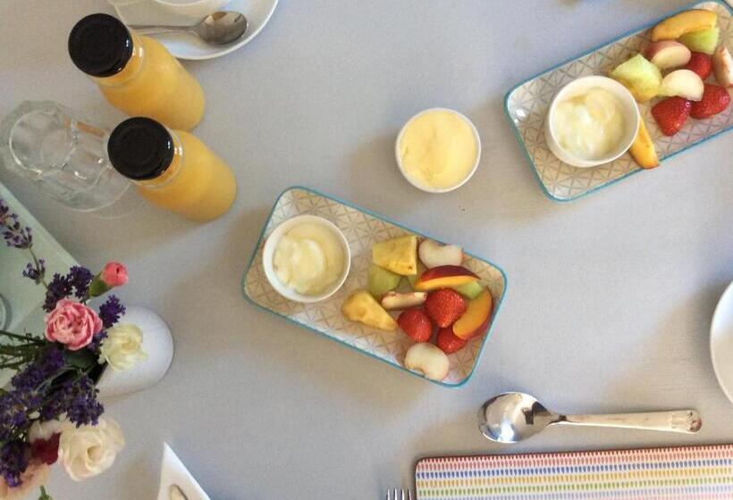 مبيت وإفطار Old Hall Croft Barn