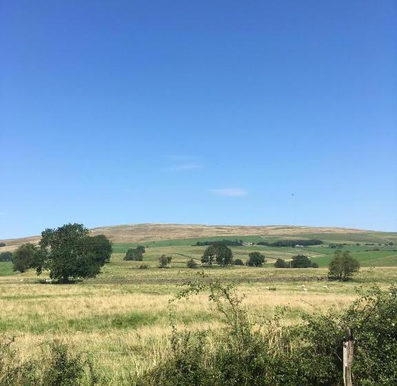 مبيت وإفطار Old Hall Croft Barn