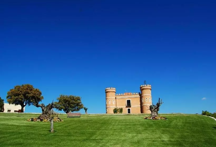ホテル Castillo De Monte La Reina Posada Real & Bodega