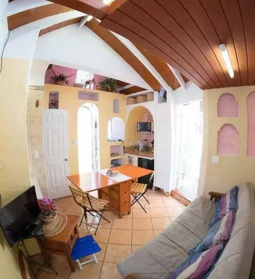 Majatalo Greek Cottage Playas De Tijuana