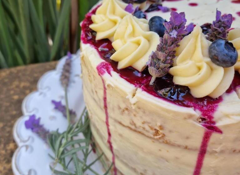 استراحتگاه Bass Lake Country Lodge