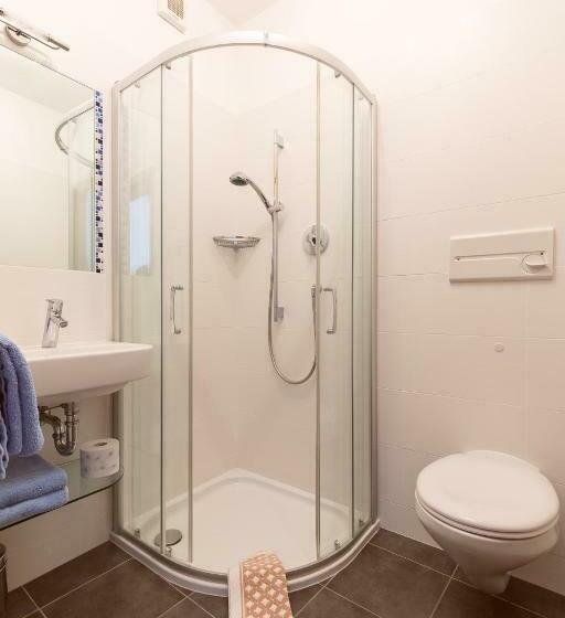 مبيت وإفطار Bnb Garni Kreithof