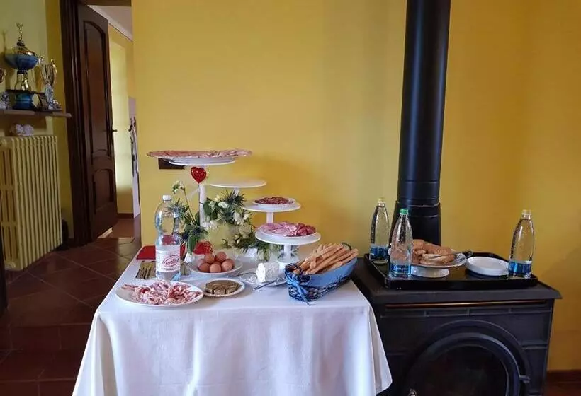 ホテル Cascina Pugnane