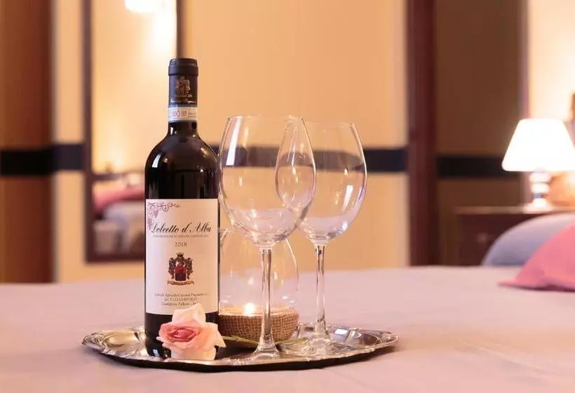 ホテル Cascina Pugnane