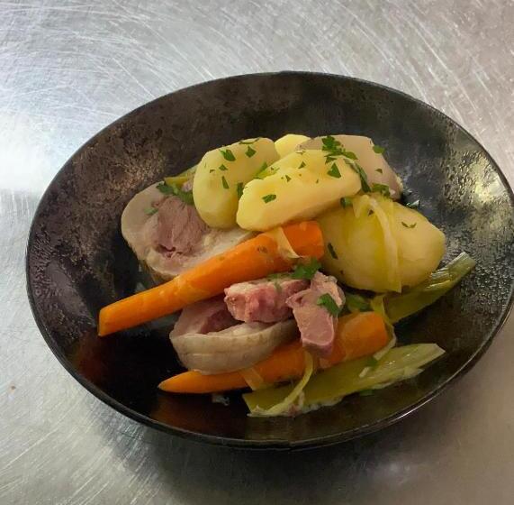 ホテル Gîte   Auberge Du Midi