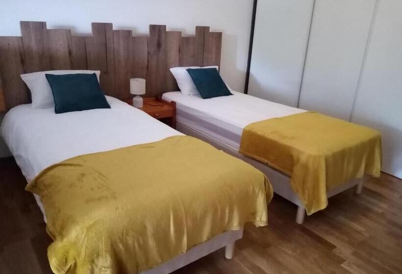 ホテル Gîte   Auberge Du Midi