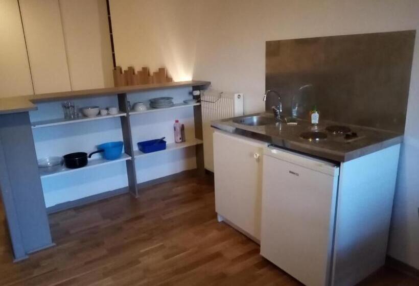 ホテル Gîte   Auberge Du Midi