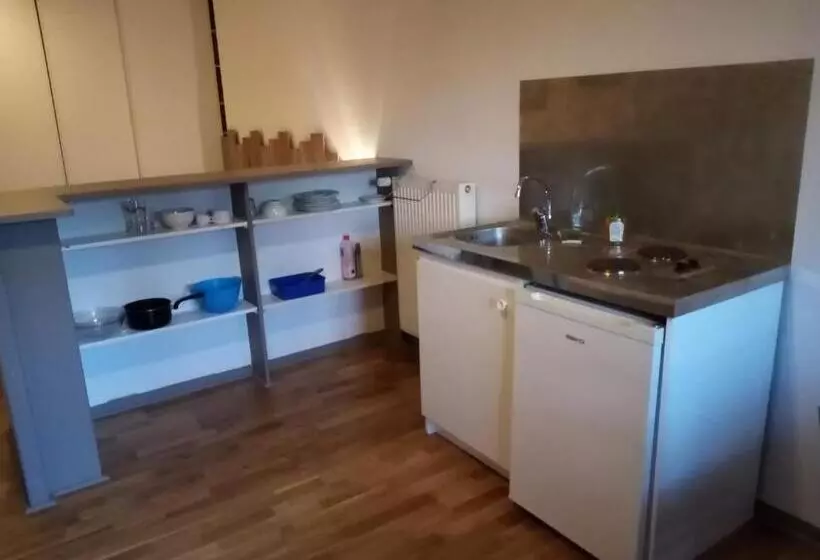 ホテル Gîte   Auberge Du Midi