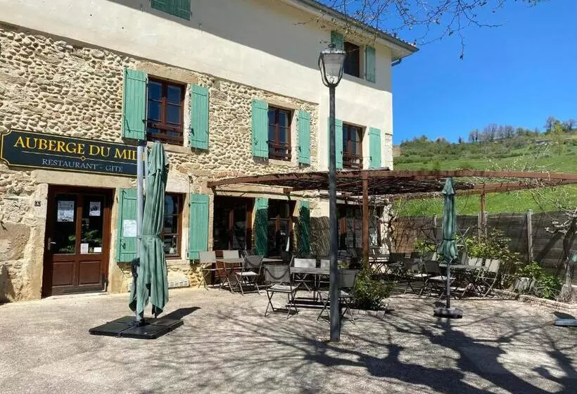 ホテル Gîte   Auberge Du Midi