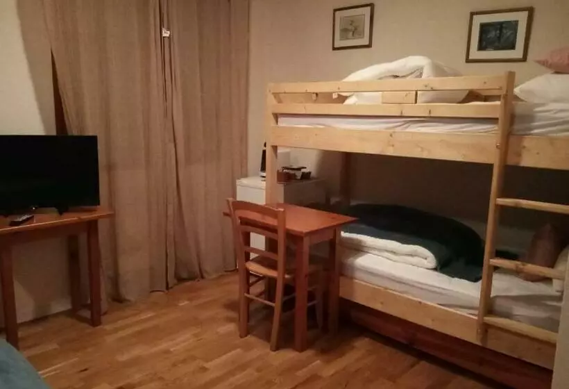 ホテル Gîte   Auberge Du Midi